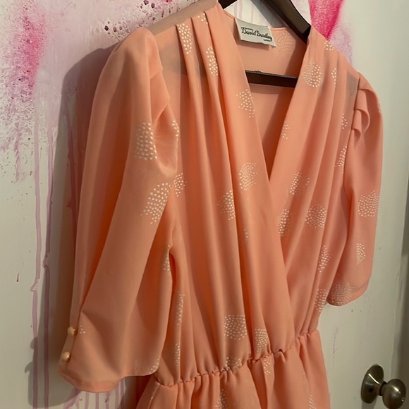 Blush pink vintage peplum knee length dress - Picture 4 of 17